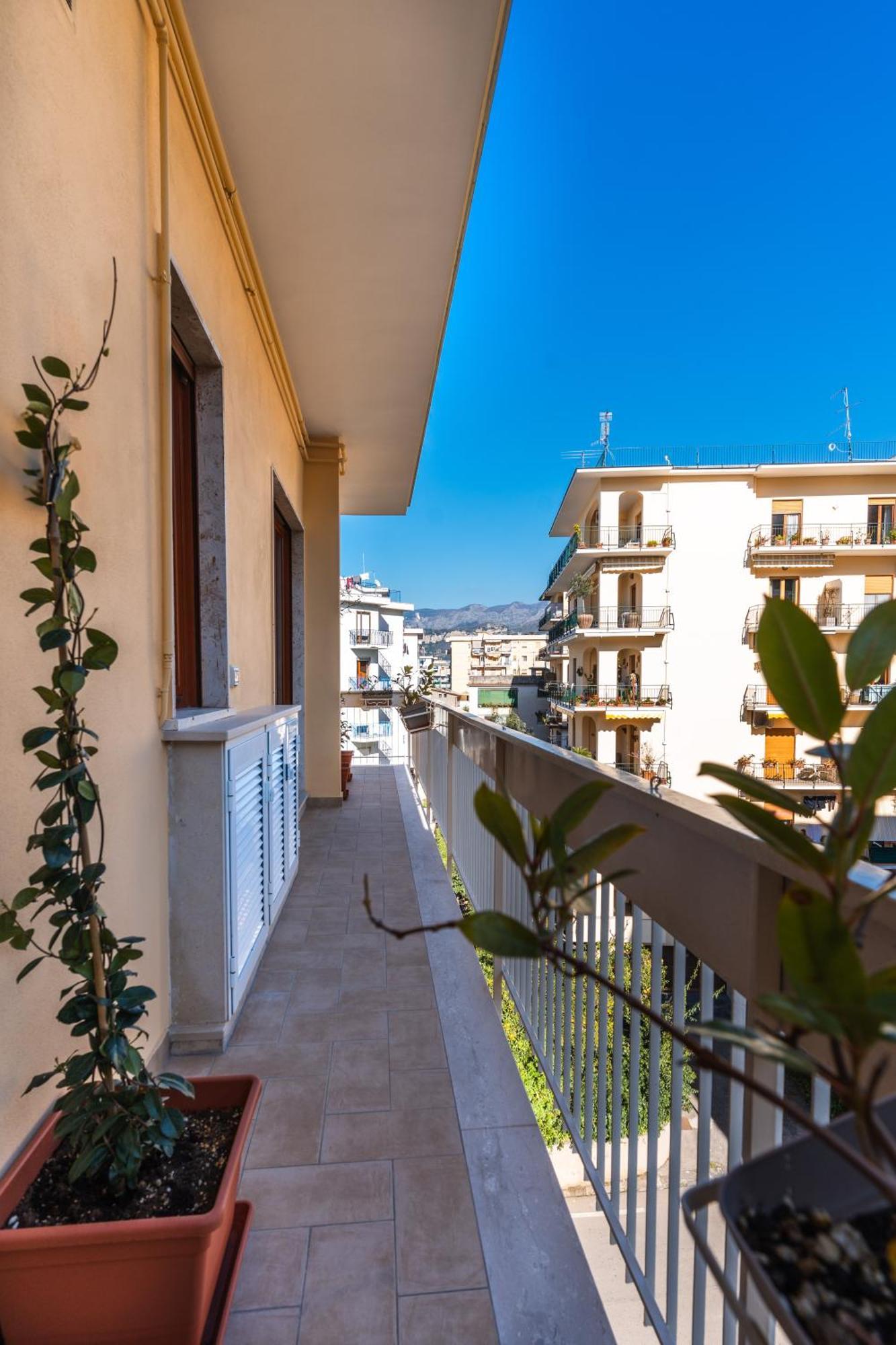Sorrento Central Flats Esterno foto